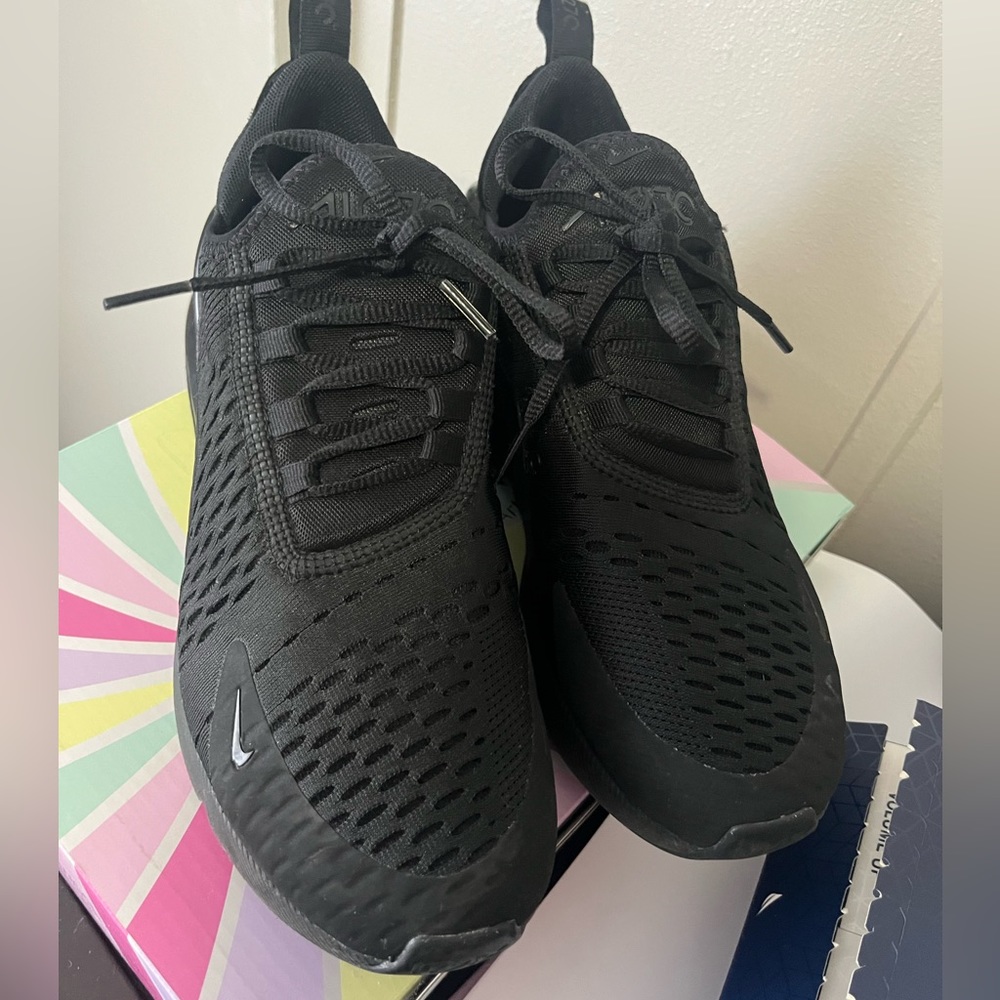 Nike Air Max 270